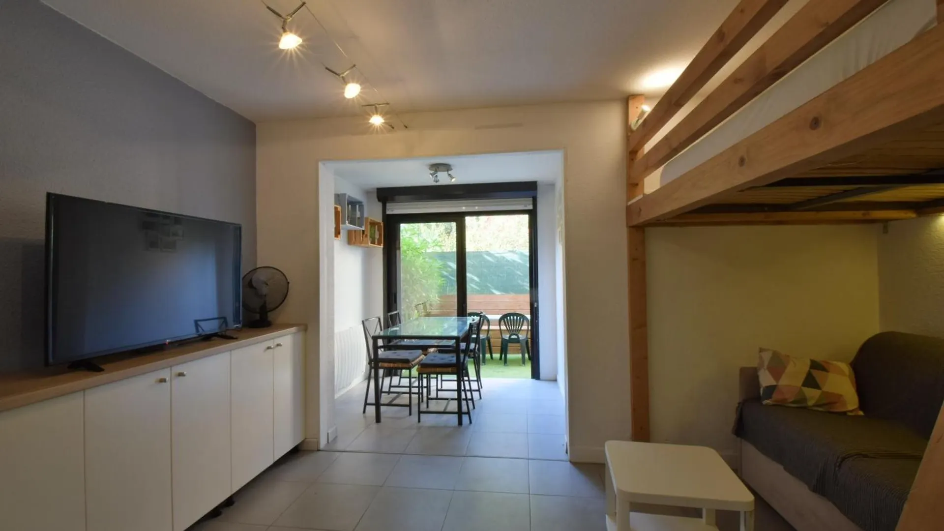 Le Lagon Bleu Borneo Frejus Apartment
