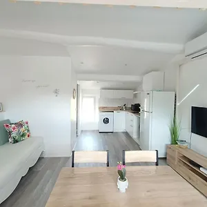  Appartement Au Centre De